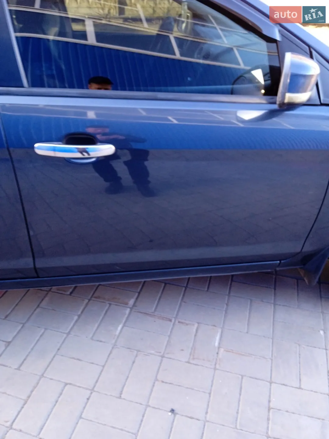 2010 Ford Focus - мініатюра 2