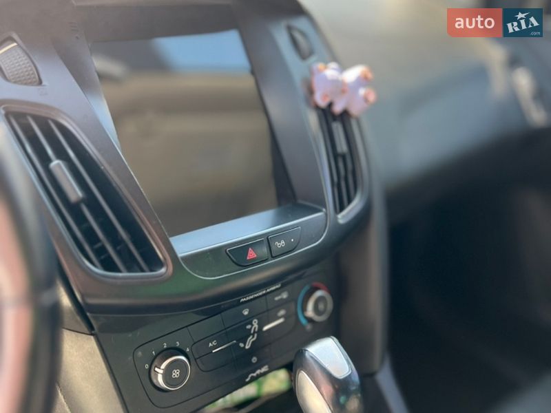 Седан Ford Focus 2015 в Тернополі фото 22 Седан Ford Focus 2015 в Тернополі