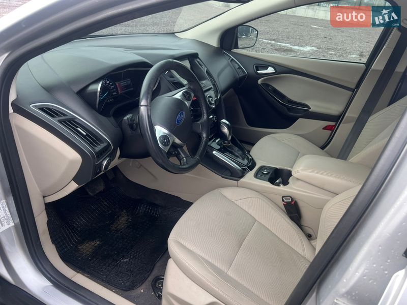 Хетчбек Ford Focus 2011 в Львові