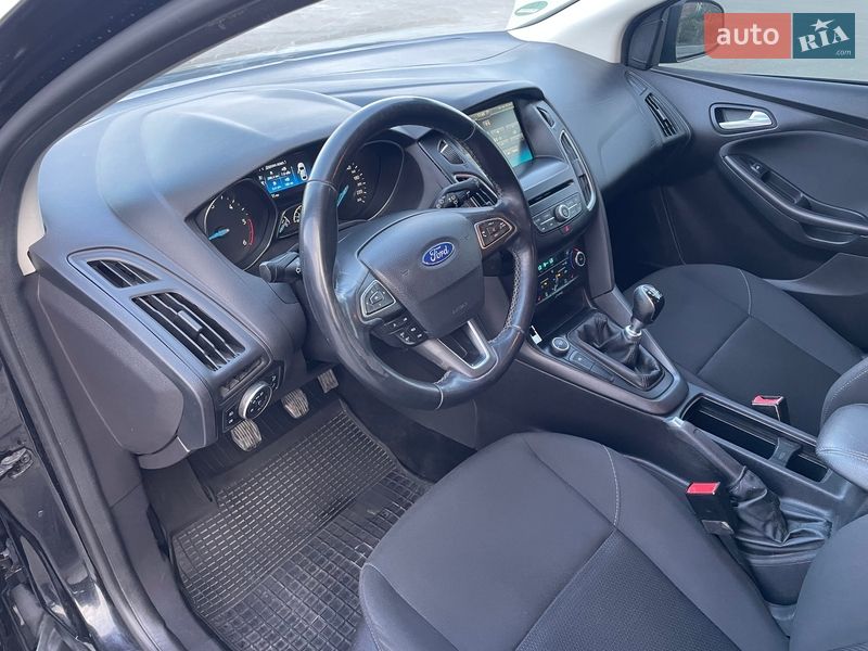 Універсал Ford Focus 2015 в Золочеві
