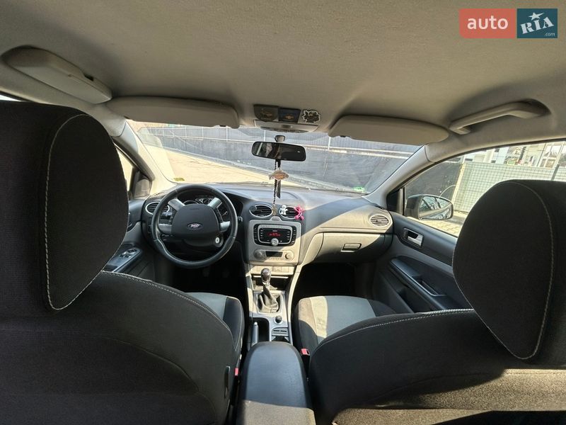 Хетчбек Ford Focus 2010 в Львові