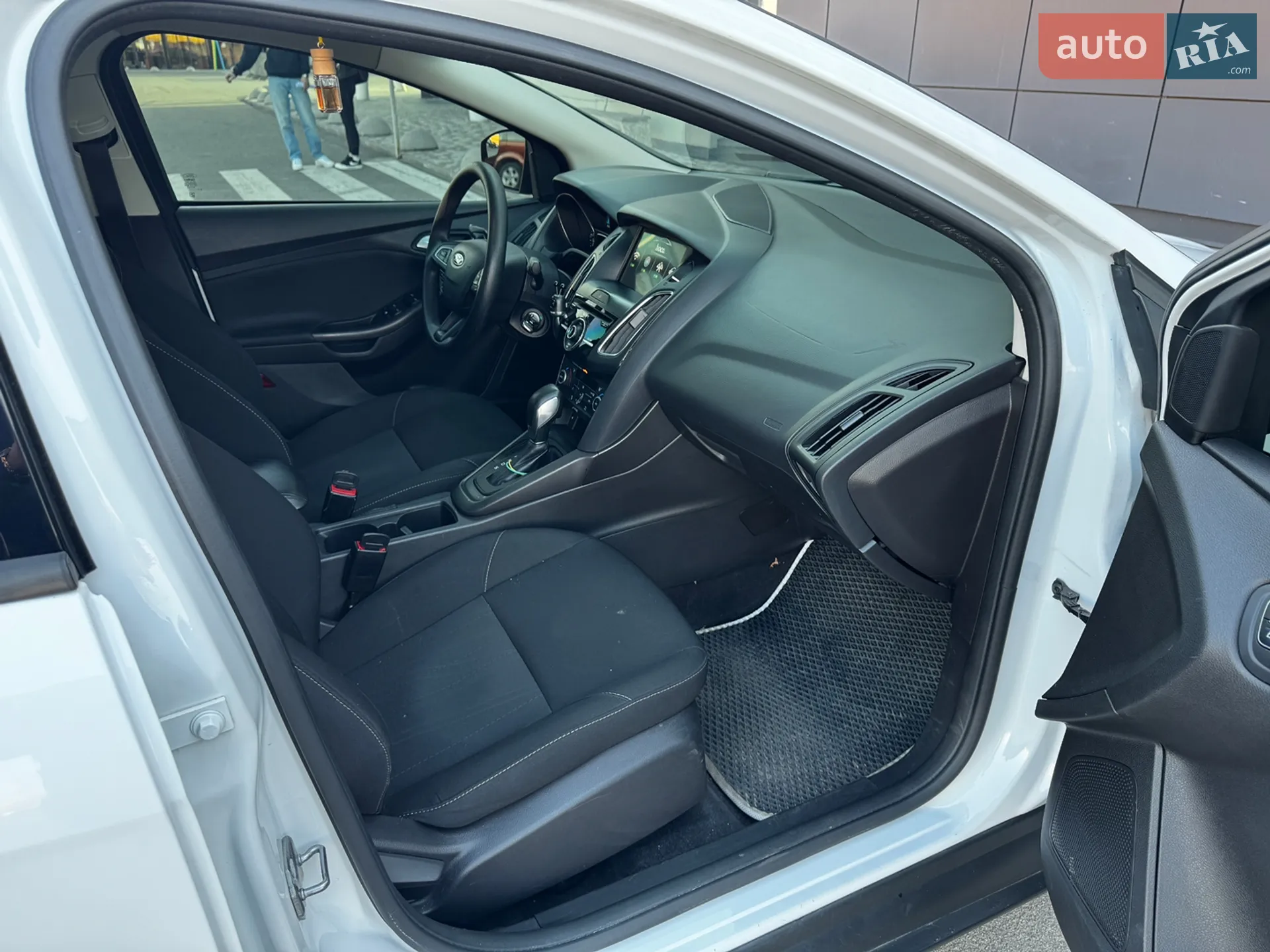 2018 Ford Focus - мініатюра 14