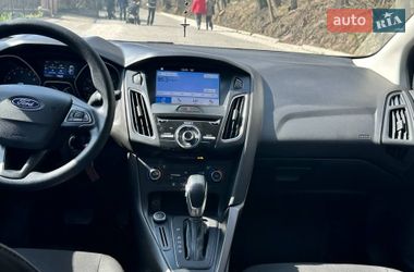 Седан Ford Focus 2017 в Львове