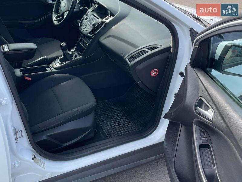 Универсал Ford Focus 2016 в Ровно фото 12 Универсал Ford Focus 2016 в Ровно