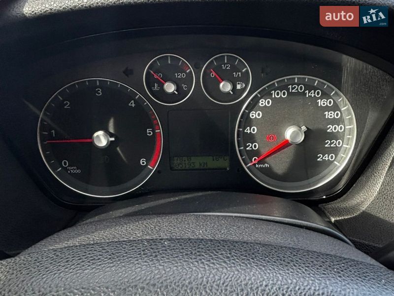 Седан Ford Focus 2005 в Полтаве