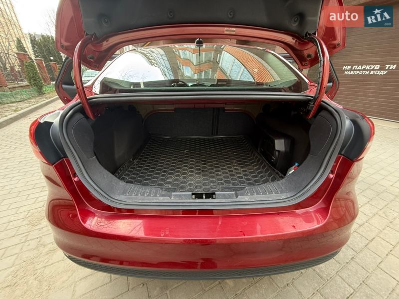 Седан Ford Focus 2015 в Львові фото 19 Седан Ford Focus 2015 в Львові