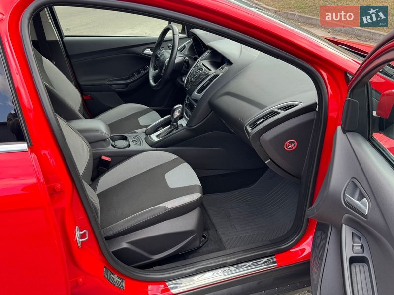 Хэтчбек Ford Focus 2011 в Киеве