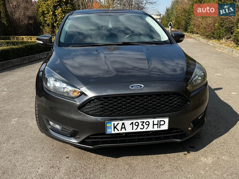 Хэтчбек Ford Focus 2015 в Ровно