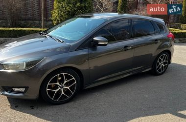 Хэтчбек Ford Focus 2015 в Ровно