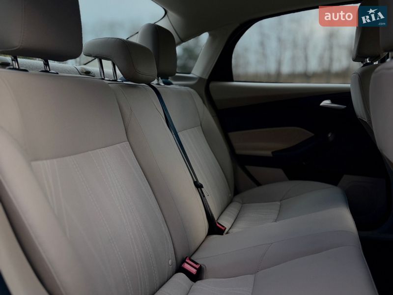 Седан Ford Focus 2014 в Днепре