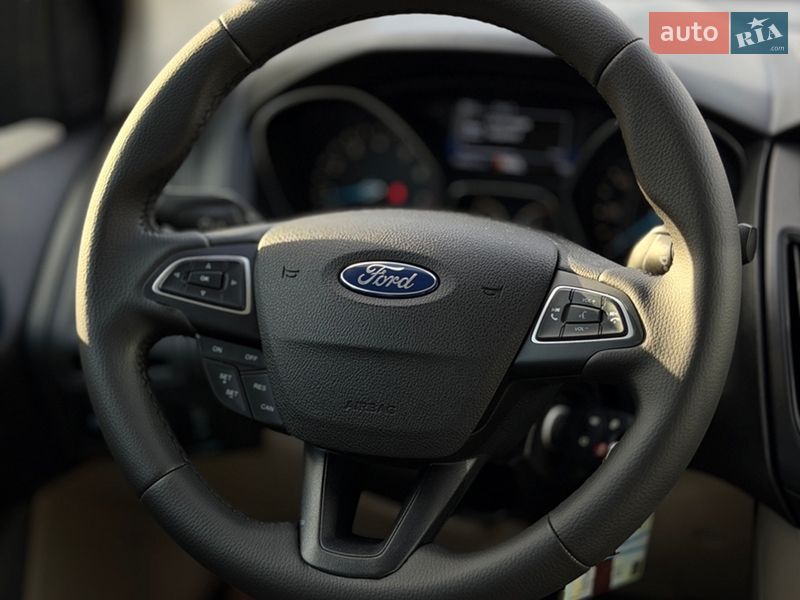 Седан Ford Focus 2014 в Днепре