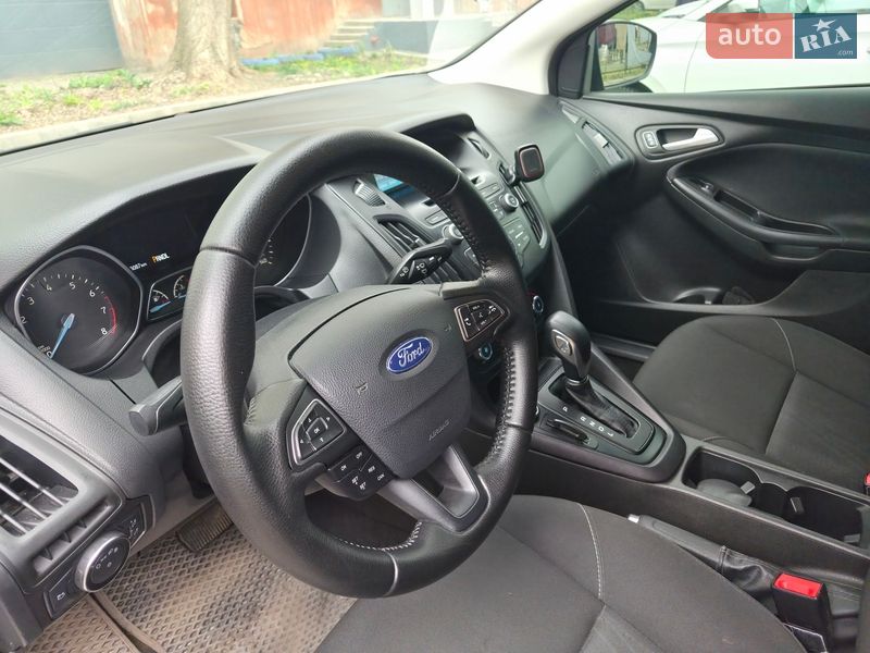 Седан Ford Focus 2017 в Днепре