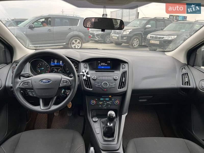 Седан Ford Focus 2017 в Львове