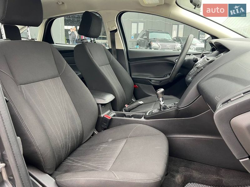 Седан Ford Focus 2017 в Львове