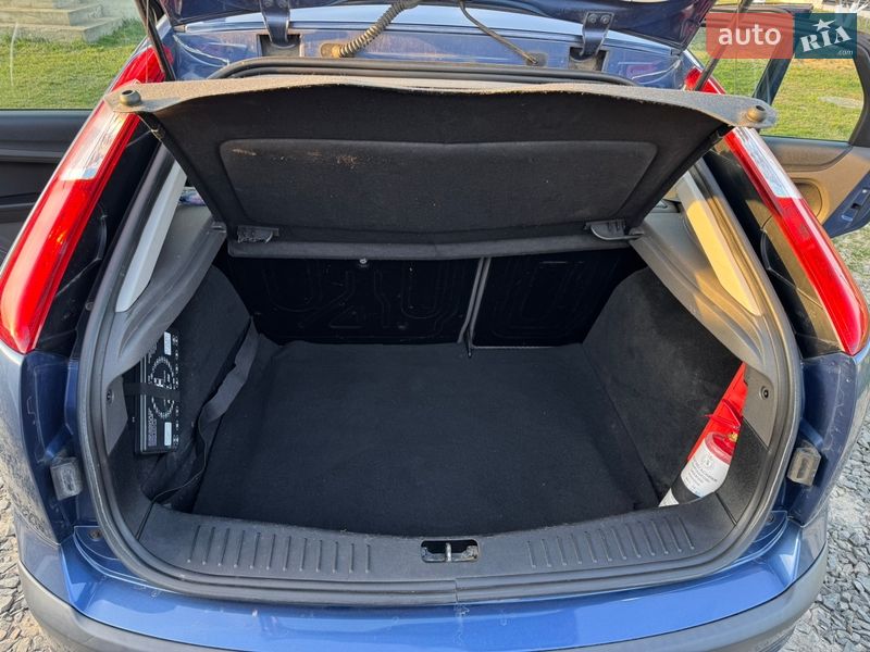 Хетчбек Ford Focus 2005 в Луцьку