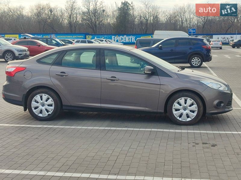 Седан Ford Focus 2013 в Николаеве фото 4 Седан Ford Focus 2013 в Николаеве