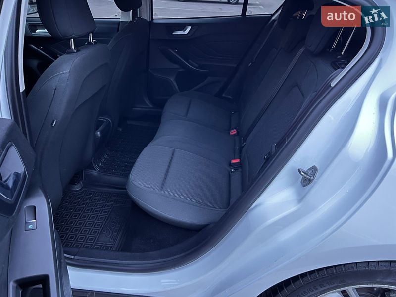 Хэтчбек Ford Focus 2019 в Киеве фото 13 Хэтчбек Ford Focus 2019 в Киеве