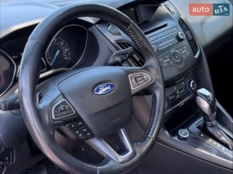 Седан Ford Focus 2015 в Запоріжжі