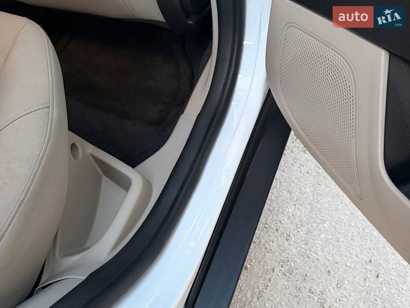 Седан Ford Focus 2015 в Днепре фото 20 Седан Ford Focus 2015 в Днепре