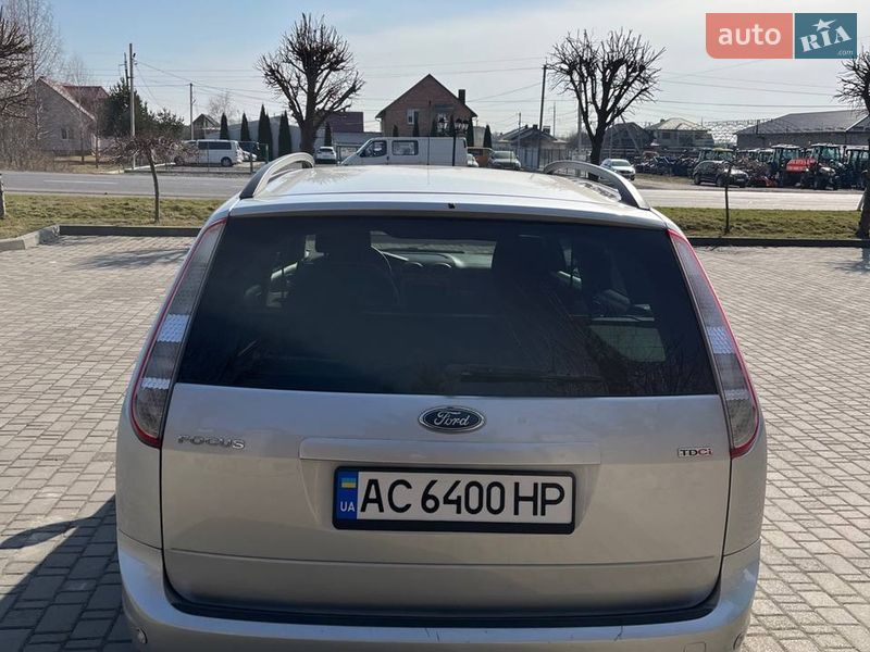 Универсал Ford Focus 2010 в Луцке фото 3 Универсал Ford Focus 2010 в Луцке
