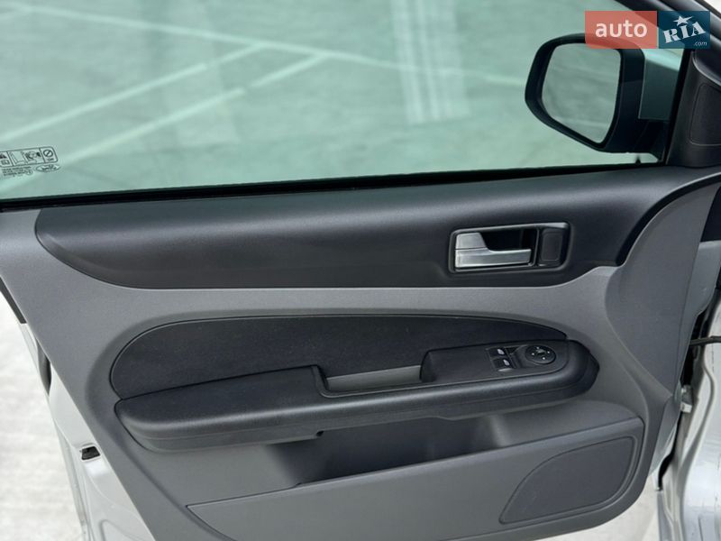 Універсал Ford Focus 2009 в Звягелі