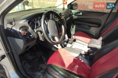 Универсал Ford Focus 2009 в Ромнах