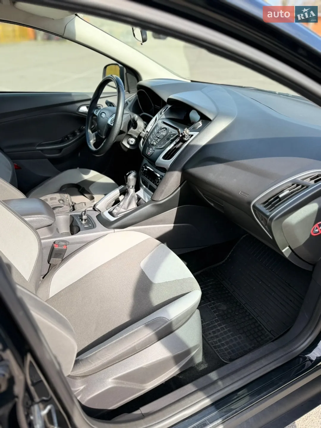 2012 Ford Focus - мініатюра 17