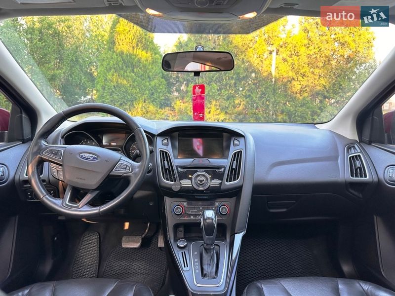 Хэтчбек Ford Focus 2016 в Запорожье