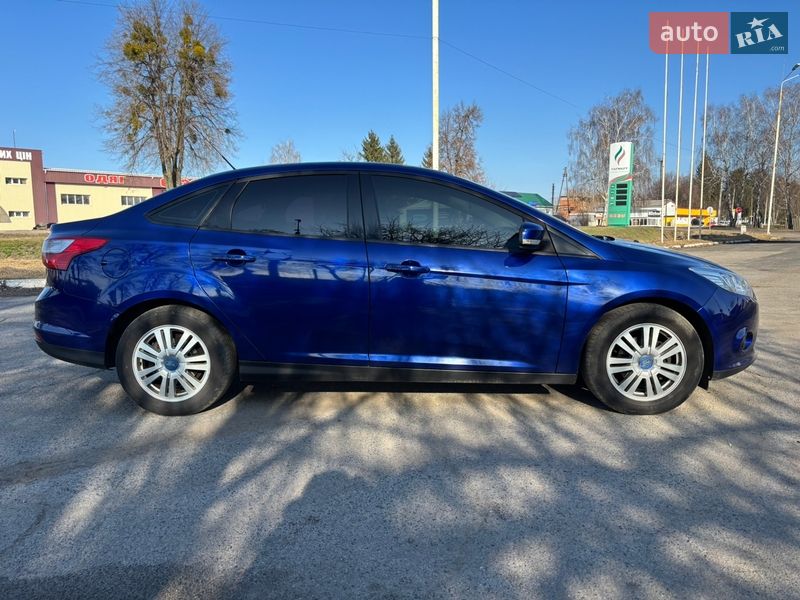 Седан Ford Focus 2013 в Гадячі фото 3 Седан Ford Focus 2013 в Гадячі