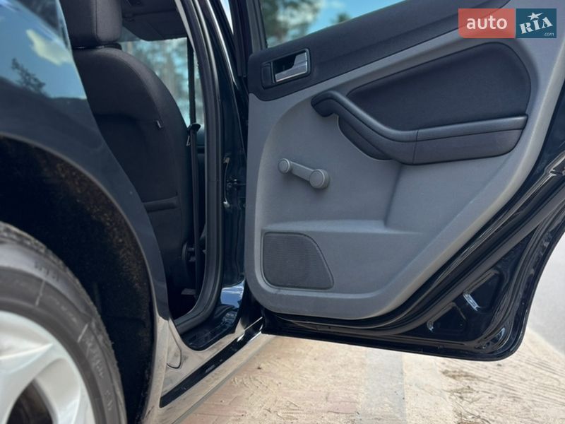 Універсал Ford Focus 2010 в Ірпені фото 32 Універсал Ford Focus 2010 в Ірпені