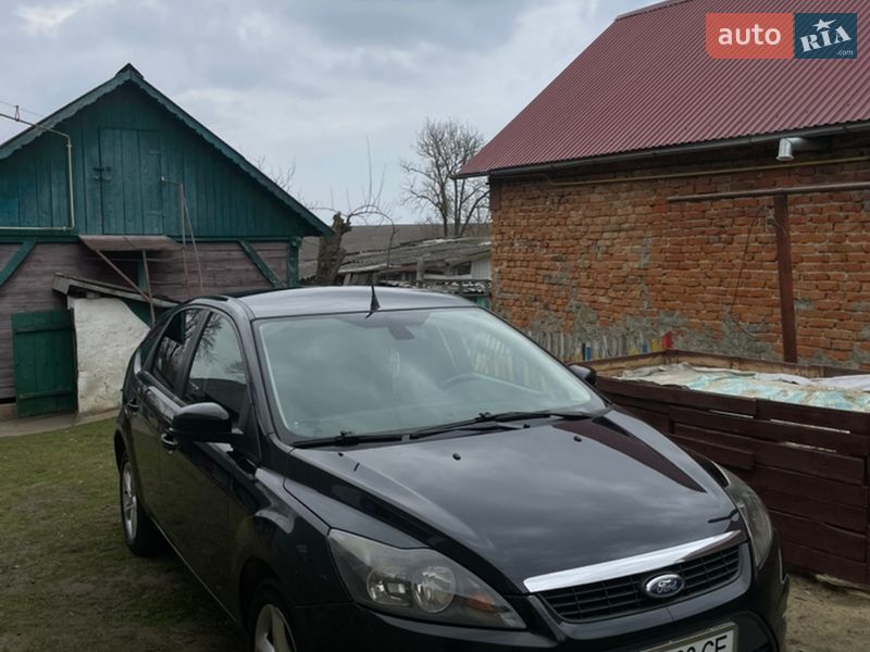 Хетчбек Ford Focus 2010 в Тернополі фото Хетчбек Ford Focus 2010 в Тернополі