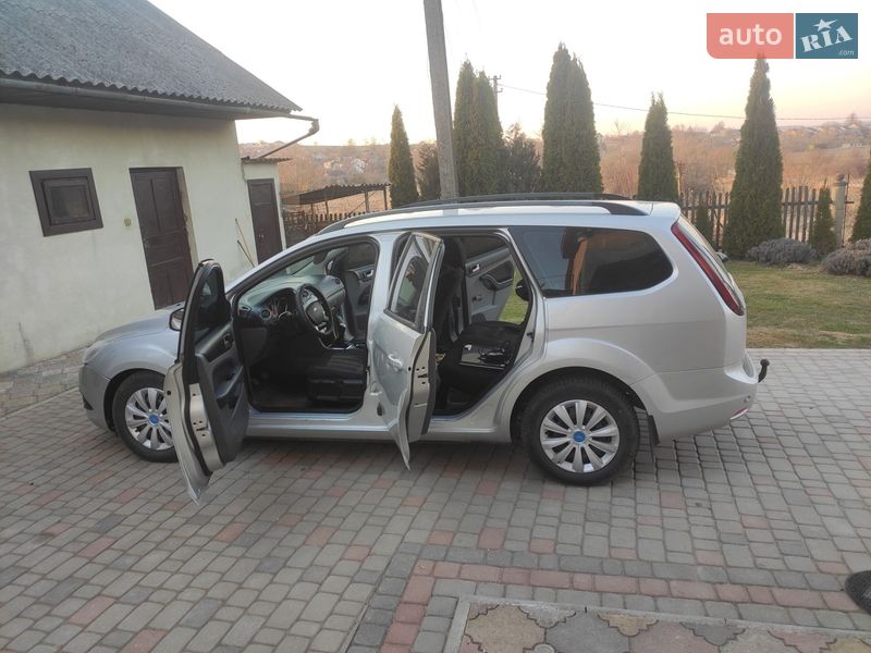 Універсал Ford Focus 2010 в Самборі