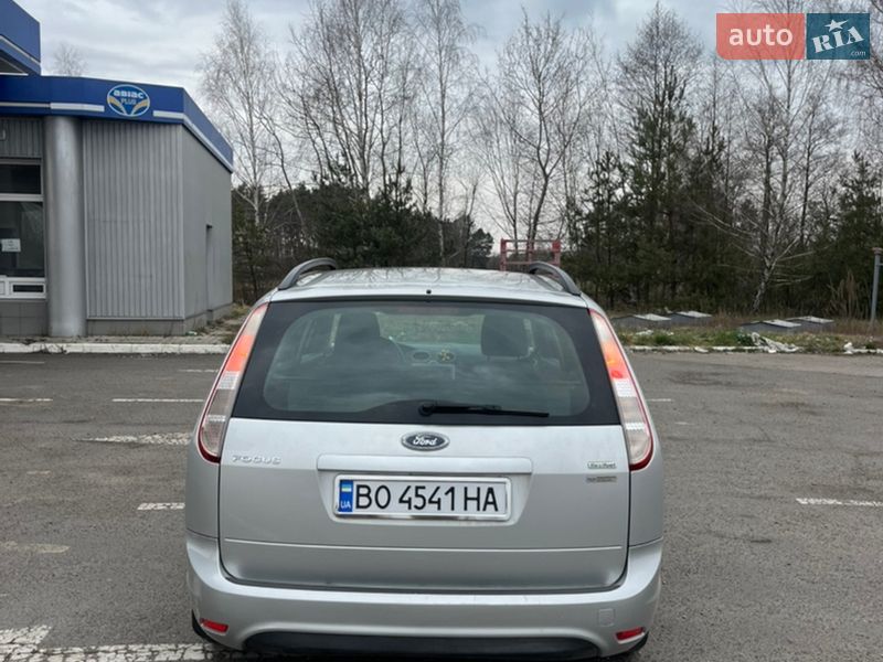 Універсал Ford Focus 2008 в Радивиліві