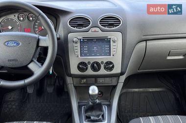 Хэтчбек Ford Focus 2011 в Киеве