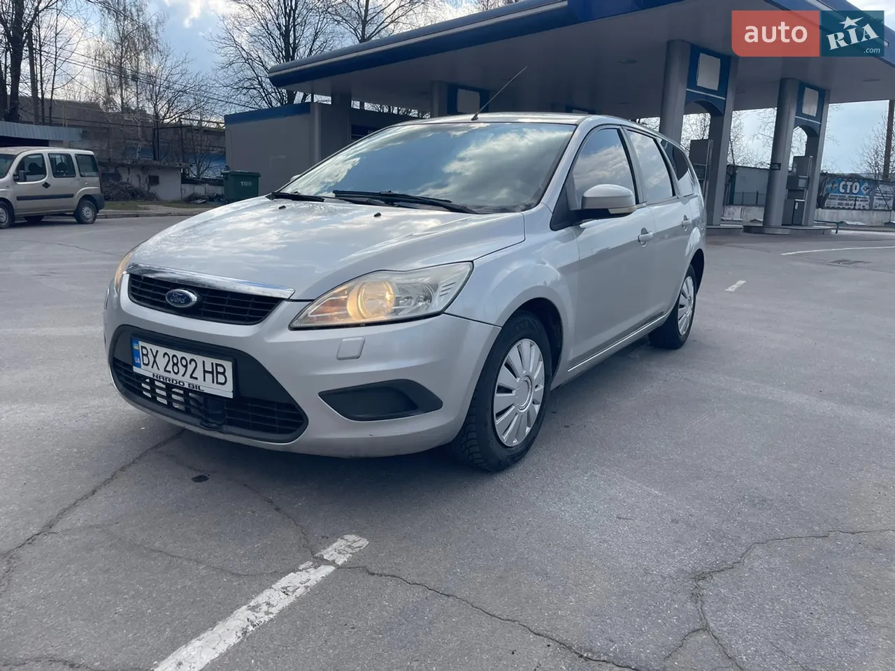2010 Ford Focus - мініатюра 17
