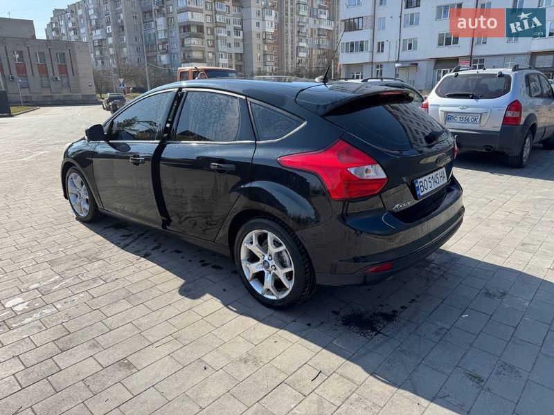Хэтчбек Ford Focus 2012 в Шептицькому
