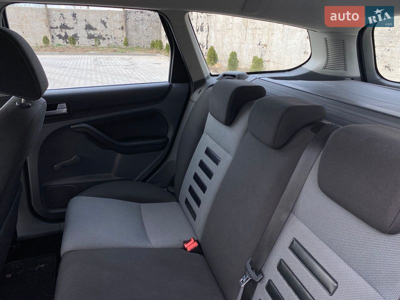 Универсал Ford Focus 2010 в Вознесенске