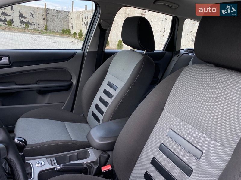 Универсал Ford Focus 2010 в Вознесенске