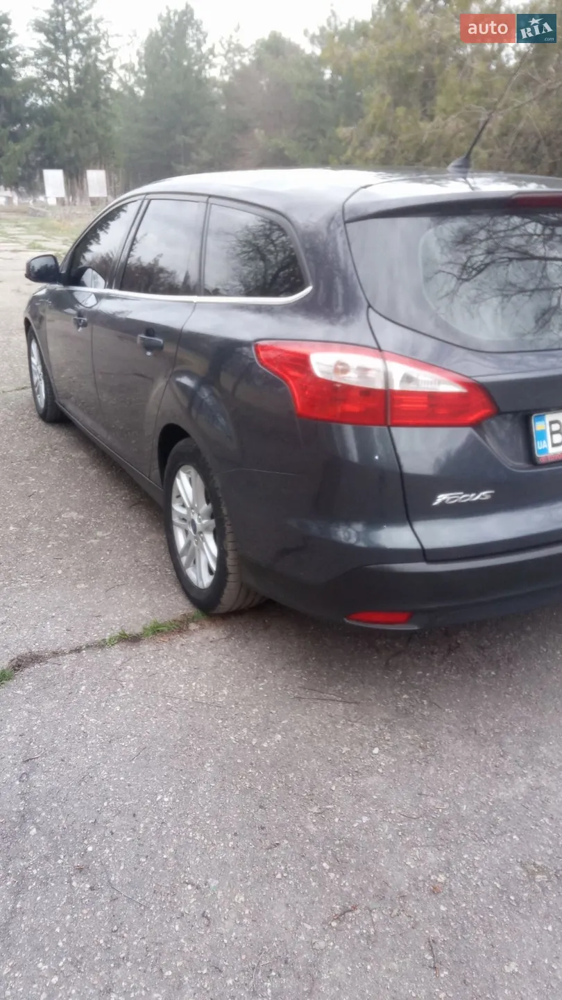 Ford Focus 2013 VIN WF0LXXGCBLDA18745 фото оголошення 9 з 22