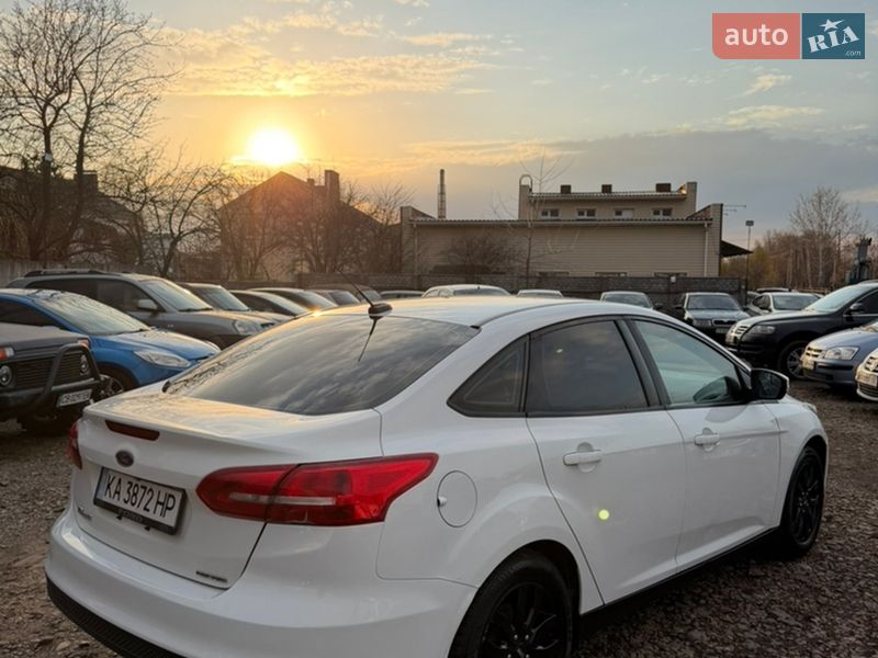 Седан Ford Focus 2015 в Чернігові
