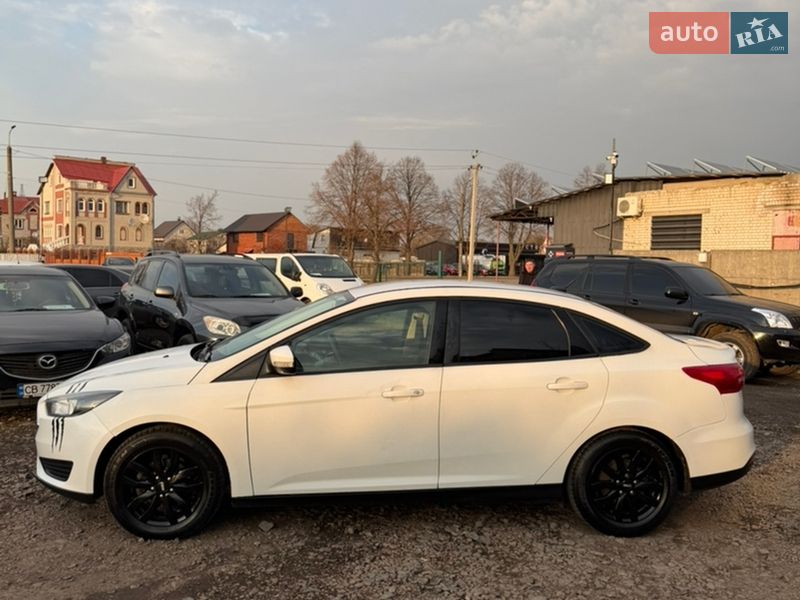 Седан Ford Focus 2015 в Чернігові
