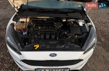 Седан Ford Focus 2015 в Чернігові