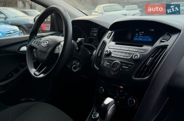 Седан Ford Focus 2015 в Чернігові