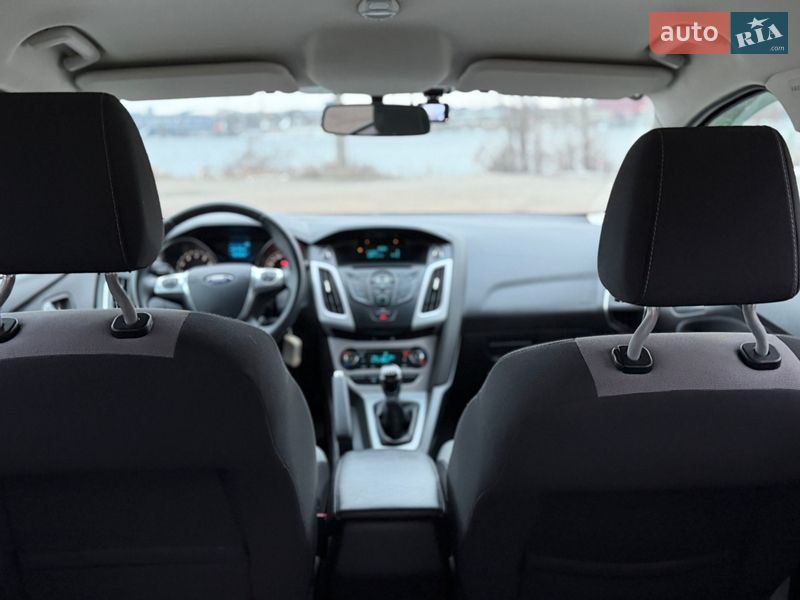 Хэтчбек Ford Focus 2014 в Киеве