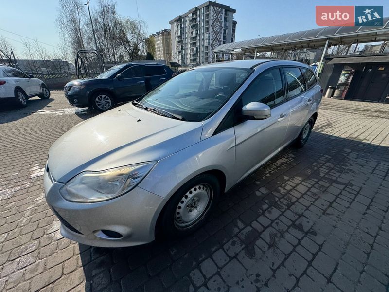 Універсал Ford Focus 2011 в Івано-Франківську