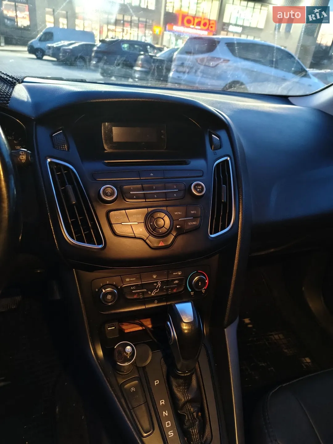 2016 Ford Focus - мініатюра 9