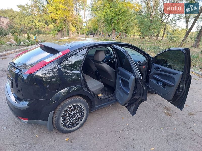 Хетчбек Ford Focus 2007 в Дніпрі