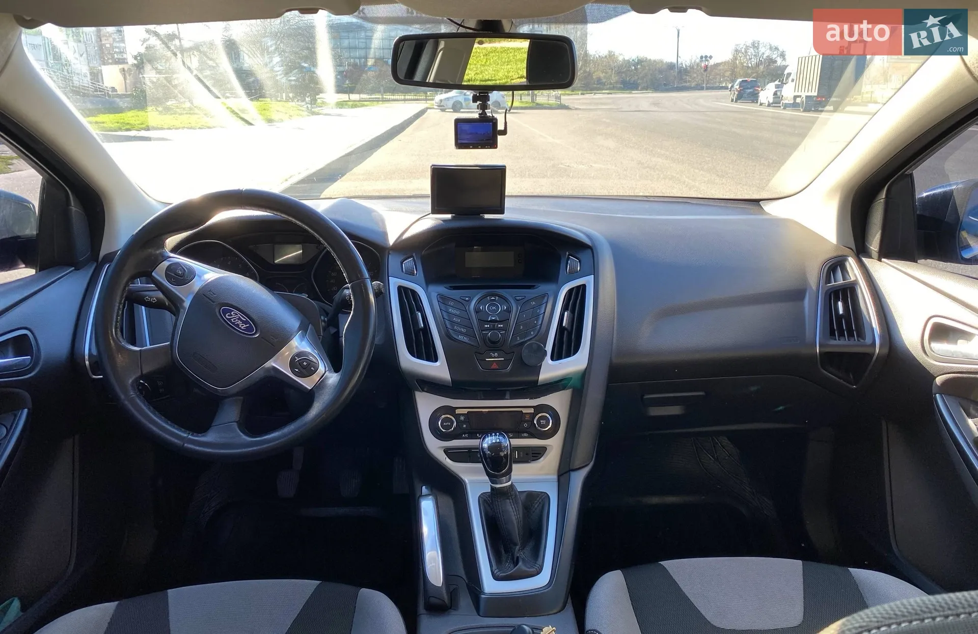2011 Ford Focus - мініатюра 11