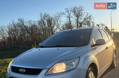 Хэтчбек Ford Focus 2010 в Василькове