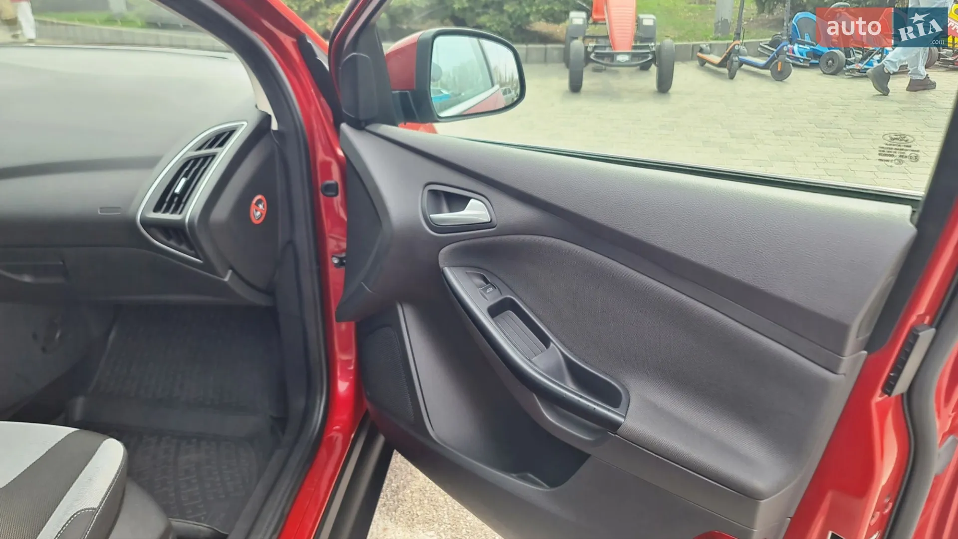 2013 Ford Focus - мініатюра 14